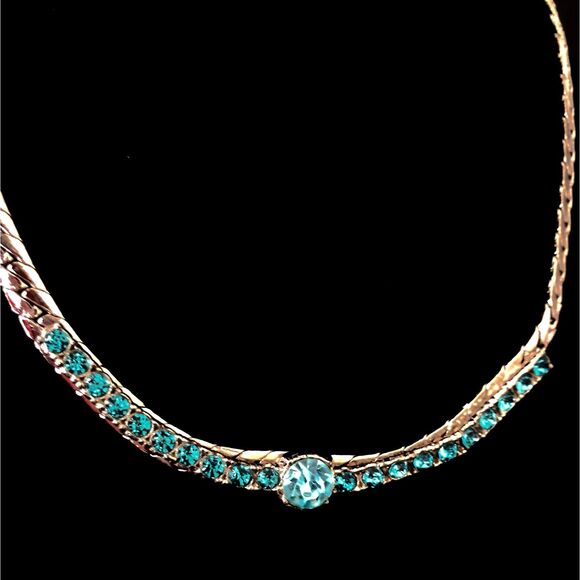 Vintage Aqua Rhinestone Choker on Heavy Silver-Tone Serpentine Omega Chain 1940s - Picture 9 of 11